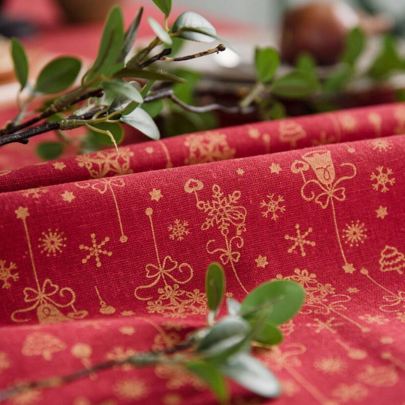 Christmas Red Gilded Tablecloth – Wrinkle-Free, Waterproof, and Festive Elegance